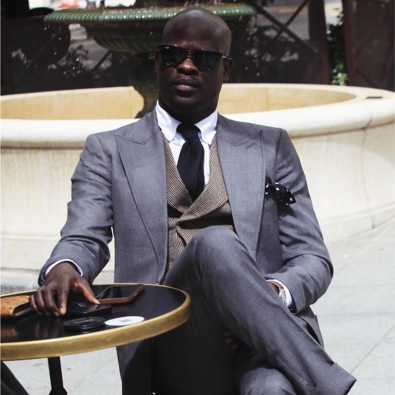 Portrait de Stéphane Bossart, fondateur et directeur créatif d'Atelier Bossart